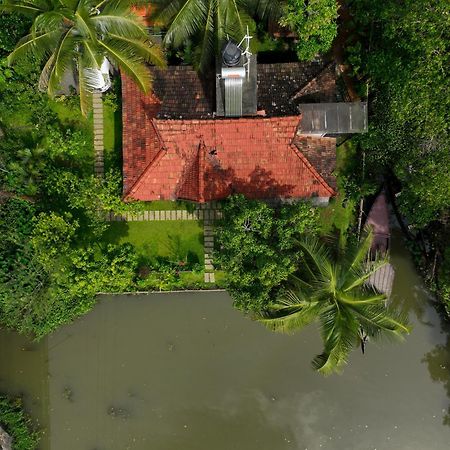 Little Chembaka Guest House Kumarakom Ngoại thất bức ảnh