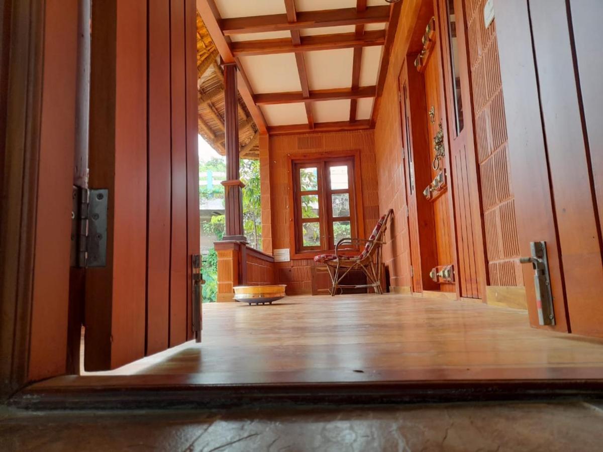 Little Chembaka Guest House Kumarakom Ngoại thất bức ảnh