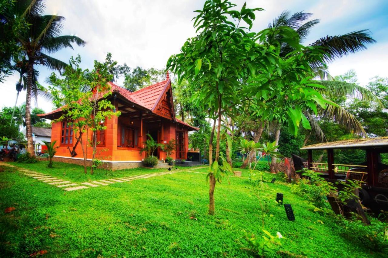 Little Chembaka Guest House Kumarakom Ngoại thất bức ảnh